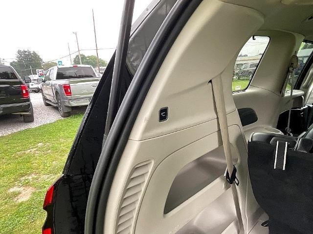 2023 Chrysler Pacifica Limited FWD