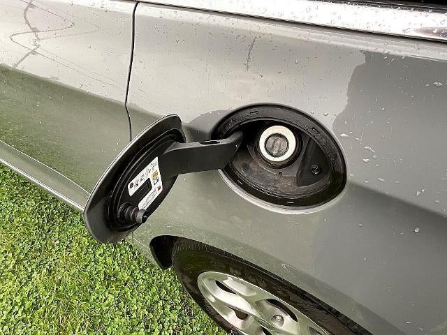 2023 Chrysler Pacifica Limited FWD