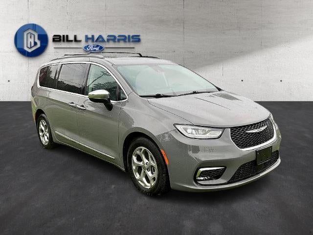2023 Chrysler Pacifica Limited FWD