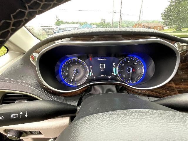 2023 Chrysler Pacifica Limited FWD