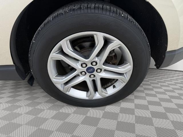 2017 Ford Edge Titanium - Photo 10