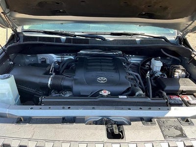 2019 Toyota Tundra 4WD 4WD SR5 CrewMax 5.5' Bed 5.7L (SE)