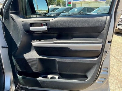 2019 Toyota Tundra 4WD 4WD SR5 CrewMax 5.5' Bed 5.7L (SE)
