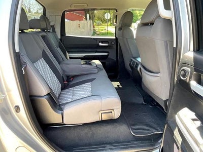 2019 Toyota Tundra 4WD 4WD SR5 CrewMax 5.5' Bed 5.7L (SE)