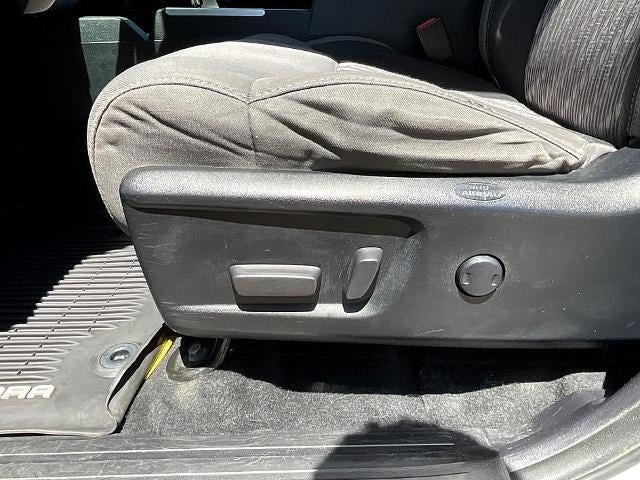 2019 Toyota Tundra 4WD 4WD SR5 CrewMax 5.5' Bed 5.7L (SE)