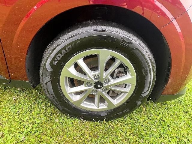 2024 Kia Carnival LX FWD w/Seat Pkg