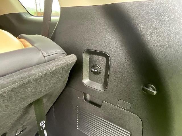 2024 Kia Carnival LX FWD w/Seat Pkg