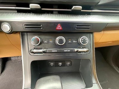 2024 Kia Carnival LX FWD w/Seat Pkg